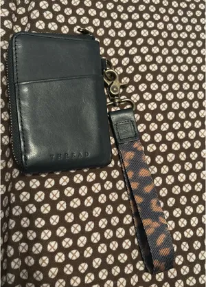 Thread Wallets + Keychain thumbnail 2