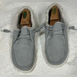 Hey Dude Size 9 Wendy Corduroy Grey Slip On Shoes thumbnail 3
