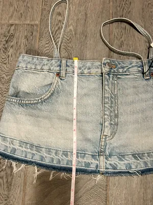 ZARA Light Wash Denim crop top - size small thumbnail 11