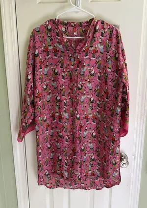 Josie Natori Sleepshirt Gown Sz S Oriental Geisha Pink‎ Figural FLAW READ thumbnail 1