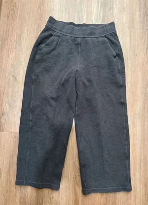 Lululemon Waffle Knit Wide Leg Crop Pants Charcoal Grey Textured Size 8 3778 thumbnail 1