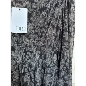 DR2 Womens Paisley Smocked Waist Peplum Blouse Top Black White Size XS ‎ NEW thumbnail 4