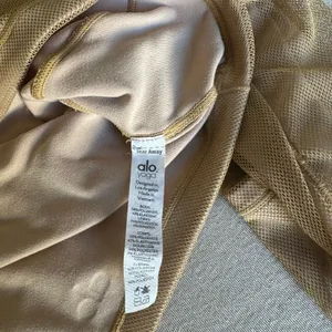 Alo Yoga Tan Textured Tulle Longsleeve thumbnail 6
