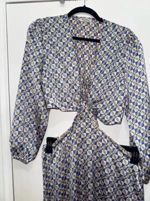 Eilsta by CSN women’s dress size L 100% Pol Silk thumbnail 2