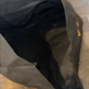 Ariat large Black Tote with Gold Logo thumbnail 5