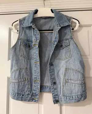 PHD Womens Denim Vest Jean Vest Distressed Light Wash 100% Cotton Size MEDIUM thumbnail 1