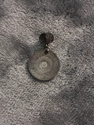 Never Never Give Up Silver Medallion Round Tag Clip Charm Pendant boho thumbnail 3