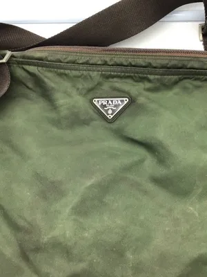 Authentic Vintage Prada Green Nylon Shoulder Bag | Serial 31 | As-Is thumbnail 9