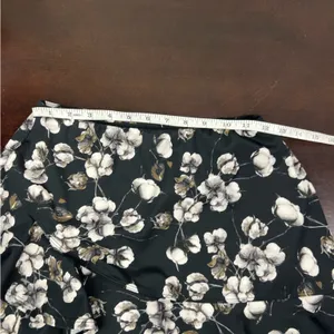 Tail Activewear Floral Ruffle Tennis Skort Black White XS thumbnail 7