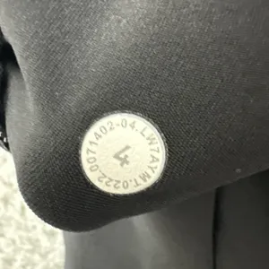 Lululemon Speed Up Shorts Mid Rise 4" Black Athletic Athleisure Women's 4 thumbnail 6