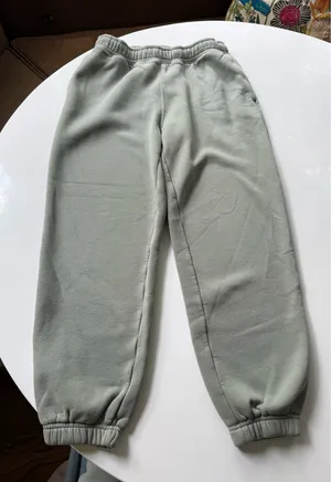 Abercrombie Cinched Green Sweatpants thumbnail 2