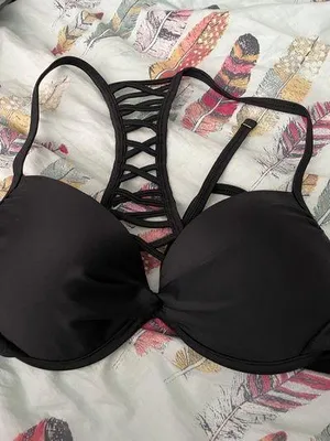 Cupshe NWOT Bikini Top thumbnail 2