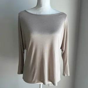 Vince Cream Boatneck Longsleeve Soft Blouse Top Size XS thumbnail 2