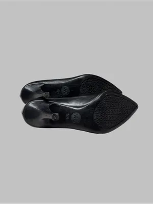 Michael Kors Black Pointed-Toe Leather Pumps thumbnail 8