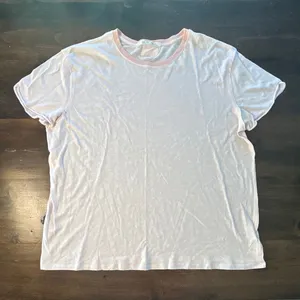 Free People We The Free T-Shirt Medium Pink Oversized Baggy Casual Lightweight thumbnail 1
