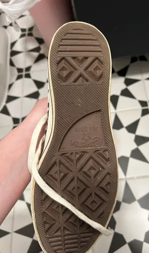 Converse Cheetah Print thumbnail 3