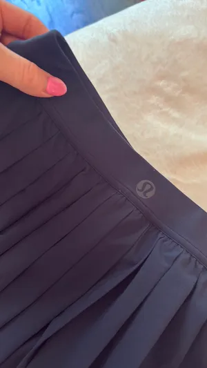 Lululemon Pleats Skirt thumbnail 4