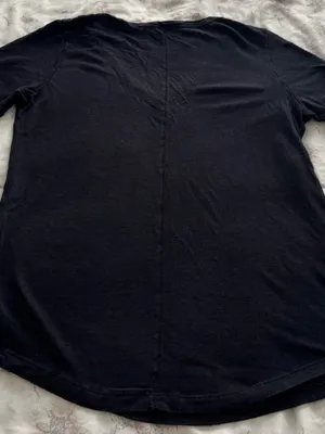 Banana Republic Black 100% linen Short-Sleeve V-Neck Knit t-shirt, size XS thumbnail 9