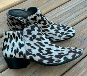 Sam Edelman real leather booties 🐯🐯 thumbnail 1