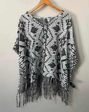 Aztec Print Cape / Poncho thumbnail 1