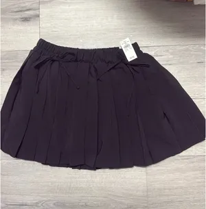 Aerie Pleated Brown skort with bows thumbnail 7
