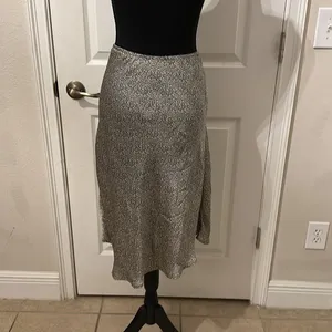 SIENNA SKY size small cheetah print skirt thumbnail 4