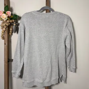 UGApparel Hawkeyes V‎ Neck Gray Sweatshirt Pullover Womens Size Large thumbnail 5