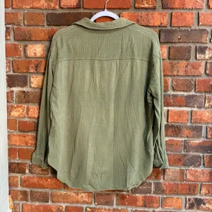 Womens gauzy beachy coastal button up shirt green L thumbnail 2