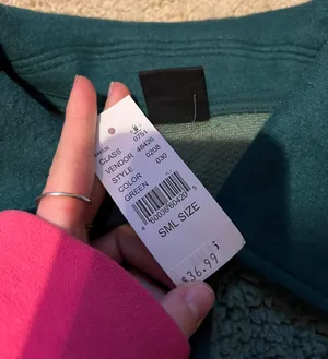PacSun Green button down long sleeve cropped fleece jacket never worn thumbnail 5