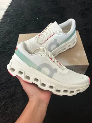 ON CLOUDMONSTER athletic training running lace up shoes sneakers women’s 9 new thumbnail 2