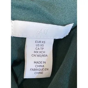 H&M Women's Green Sequin Sleeveless Halter Neck Crop Cami Camisole Tank Top XS thumbnail 3