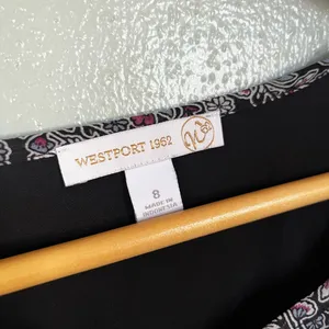 Westport Black and Pink Floral Long Sleeve Dress thumbnail 2