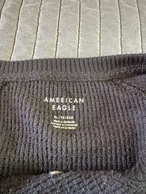 American Eagle Outfitters Sweater thumbnail 3