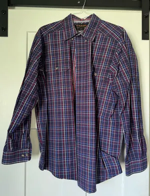 Men’s Ariat blue and red casual button down shirt  thumbnail 1