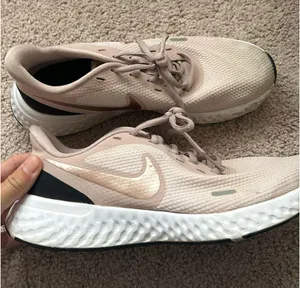 Nike Revolution Running Shoes thumbnail 1