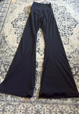 Shein Flare Leggings thumbnail 2