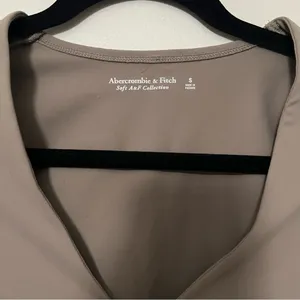 Abercrombie & Fitch Bodysuit Taupe Small Double Lined‎ Long Sleeve thumbnail 2