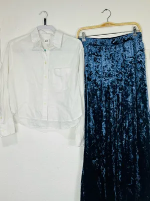 A New Day Women’s 2-Piece Outfit Set GAP Shirt & Velvet Wide Leg Pants Size Small thumbnail 8