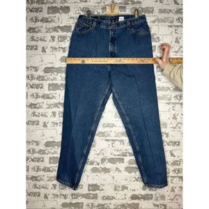 Levi’s | women vintage 550 relaxed fit tapered jeans thumbnail 4