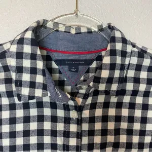 TOMMY HILFIGER Navy & Cream Gingham Button Down Collared Top Size M thumbnail 2