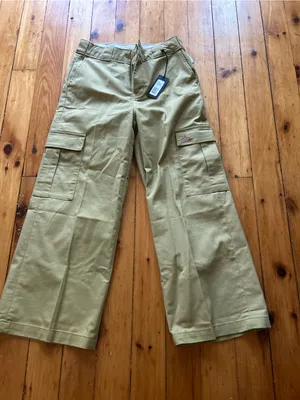 NWT Dickies Wide Leg Cropped Cargo Pants 4 thumbnail 2