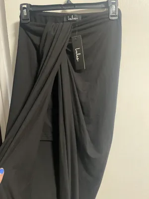 Lulus Long Skirt With Open In The Front NWT thumbnail 3