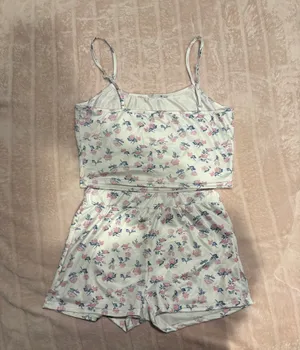 Amazon Tank Top And Shorts Pajama Set thumbnail 2