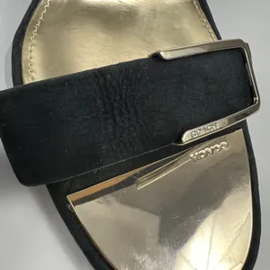 Coach Hampton Black Leather Heels Gold Buckle Detail ankle strap US Size 9.5B thumbnail 10