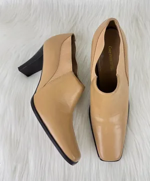 Coup d’Etat Studio Tan Leather Ankle Booties Square Toe Heel Shoes Boot Sz US 7M thumbnail 1