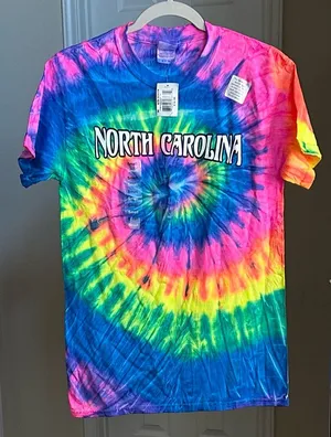 Rainbow Sandals Colortone Tie-Dye North Carolina T-Shirt NWT thumbnail 1