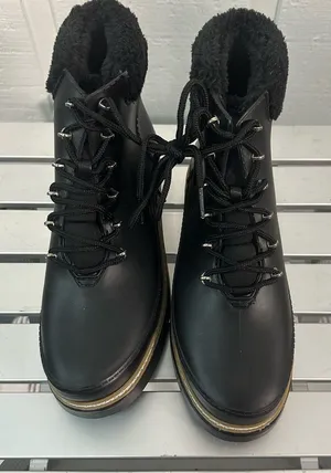 Marc Fisher Black Lined Rubber Fairly Waterproof Winter Lace Up Boots SZ… thumbnail 1