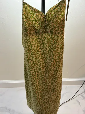 SHEIN Olive Green Floral Tie-Strap Midi Dress thumbnail 2