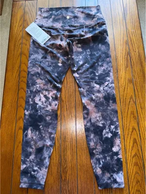 Lululemon Align High Rise 28” Diamond Dye Pink Pastel Size 10 NWT thumbnail 2