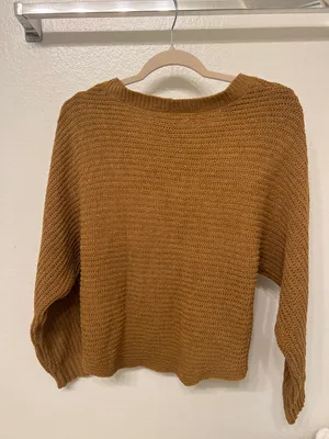 American Eagle Outfitters Sweater thumbnail 4